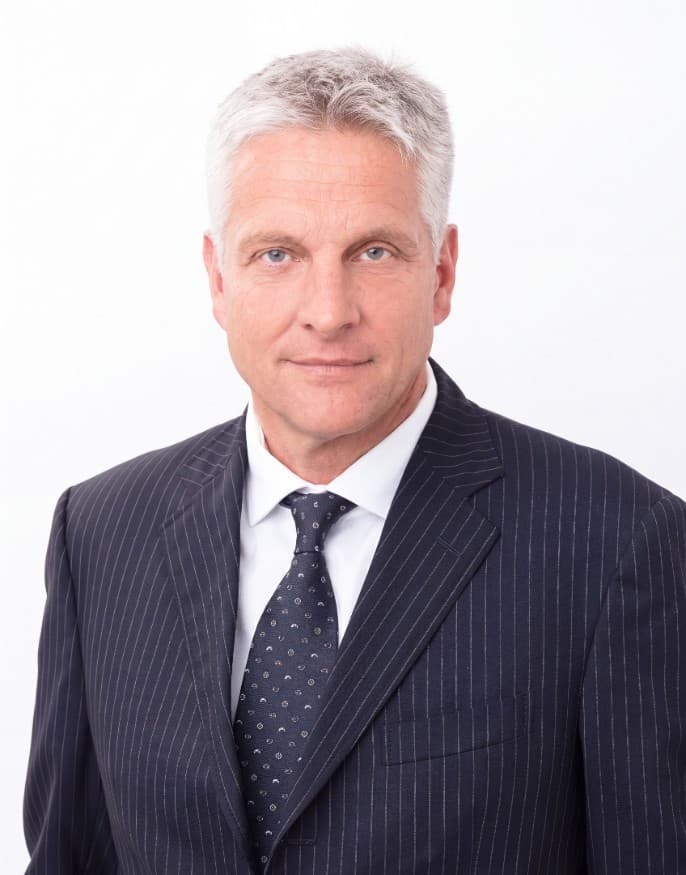 Andreas Hoffmann, Oberland Real Estate. Videostill.